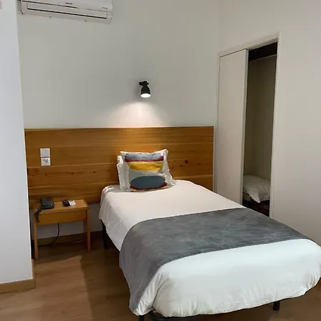 Ilha Hotel 2*