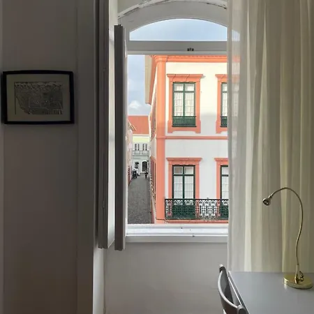 Ilha 2* Angra do Heroísmo