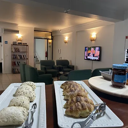 Ilha アングラ・ド・エロイーズモ