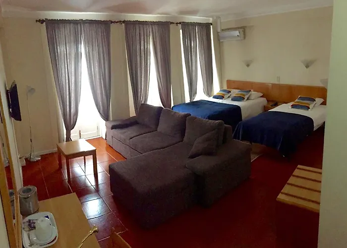 Ilha 2* アングラ・ド・エロイーズモ